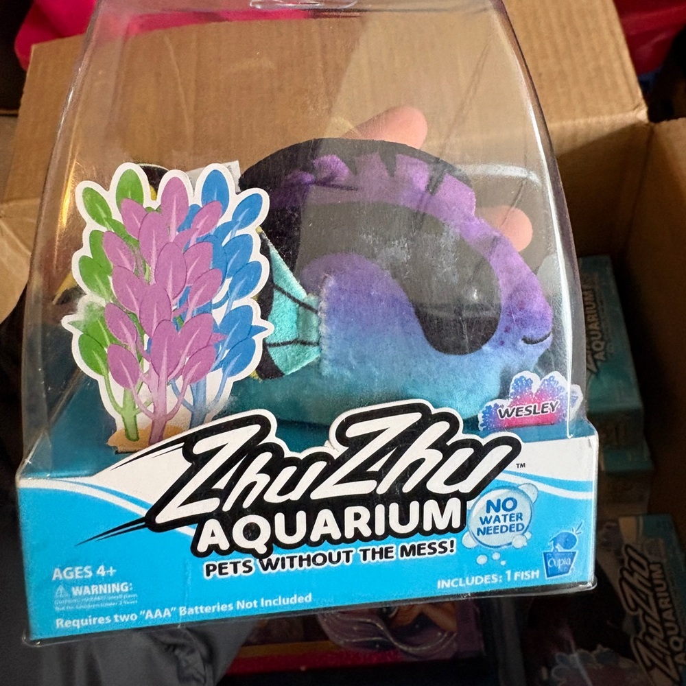 Nwt Zhu Zhu Aquarium Wesley the tang Plush Toy